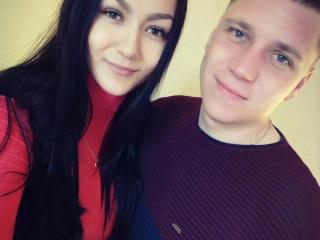 Photo de profil sexy du modèle CoquineXCouple, pour un live show webcam très hot !